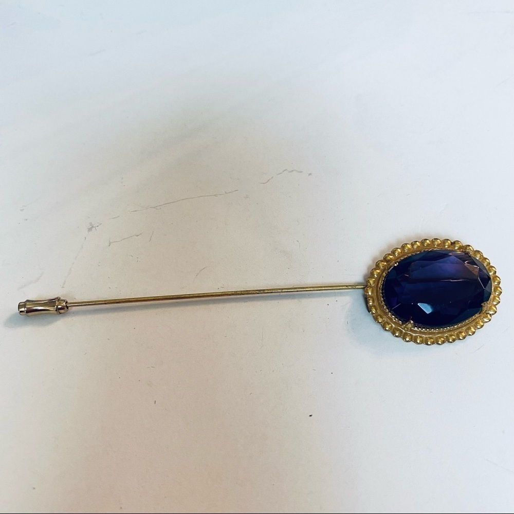 Vintage Stick Pin. Purple/ Gold Tone. - Picture 3 of 7